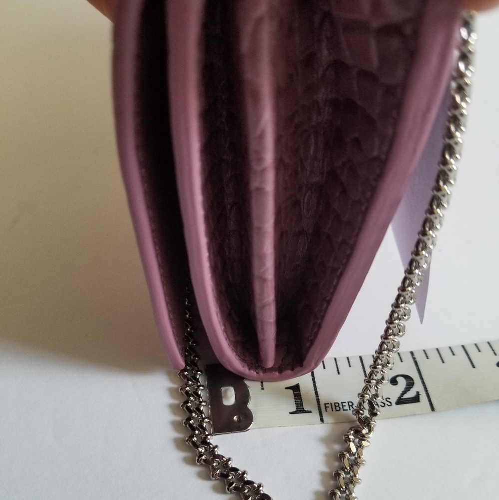 Alexander McQueen Croc-Embossed Leather Wallet-On-Chain Antic Pink - Picture 12 of 13